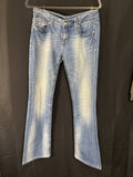 Resale - Miss Me Jeans — Embellished Pocket — Women's 31