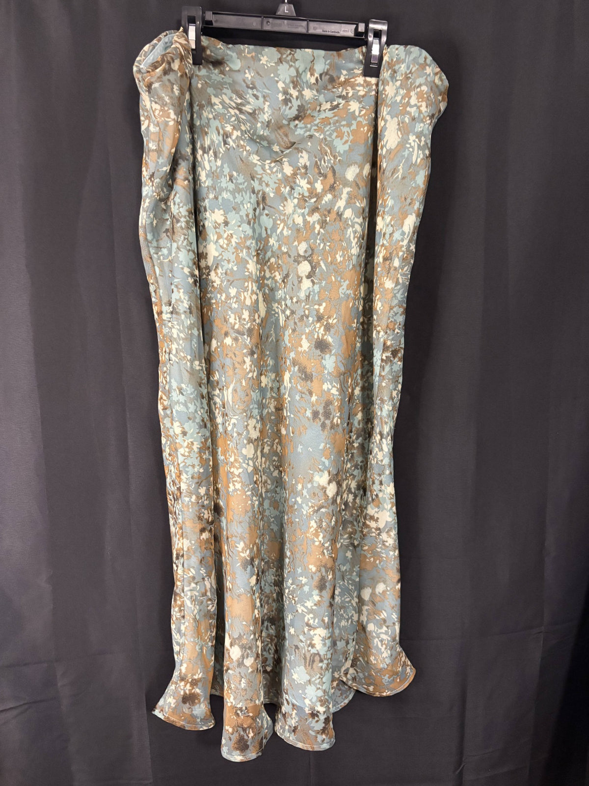 Resale - Cato floral maxi skirt · Size XL
